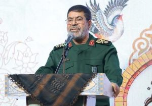 امام(ره) با انقلاب اسلامی دین را به عرصه حکومت و جوامع بشری آورد