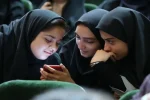 آیا آوردن تلفن همراه به مدارس آزاد است؟