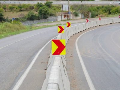نصب تابلو ها و علائم ایمنی جدید در راه های مازندران